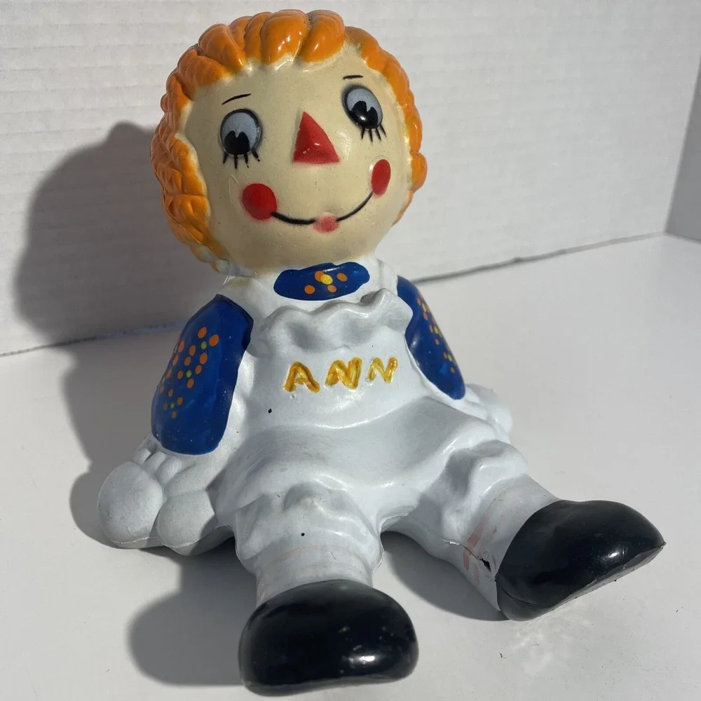 Vintage‎ Raggedy Ann Plastic Bank 1974 Bobb Merrill Co. With Stopper